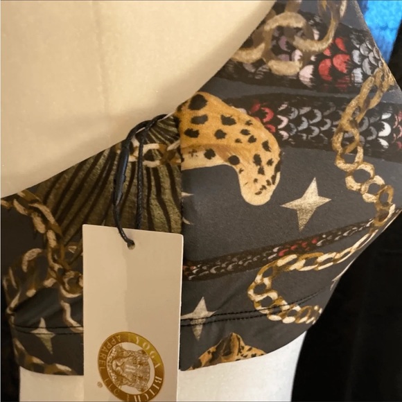 Crush It Yoga Sports Bra in Jaguar Jungle Yoga Bitch NWT - Picture 4 of 7